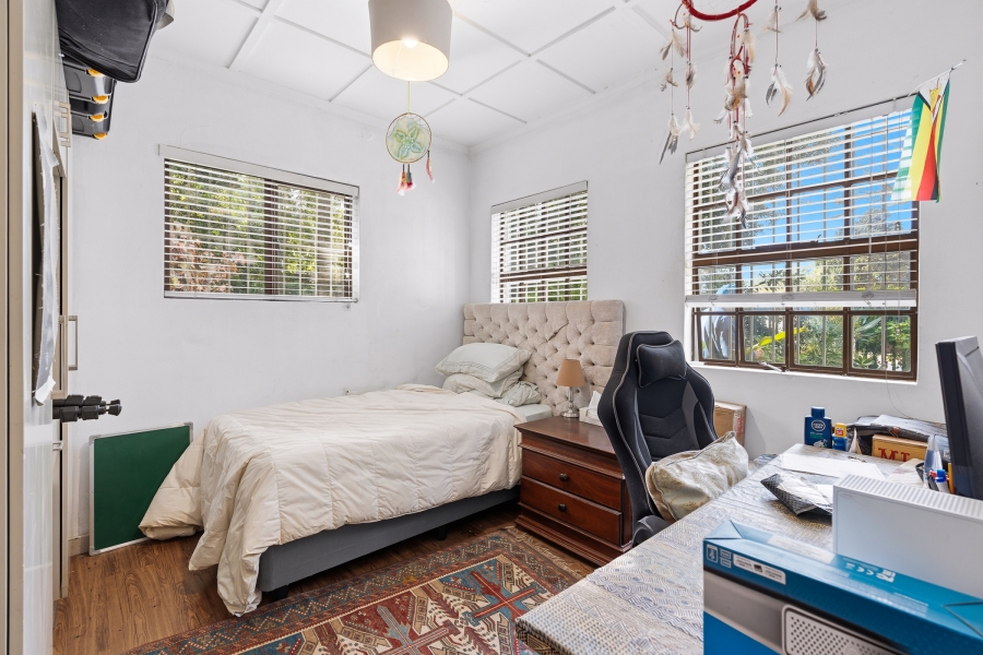 5 Bedroom Property for Sale in Pinelands Western Cape